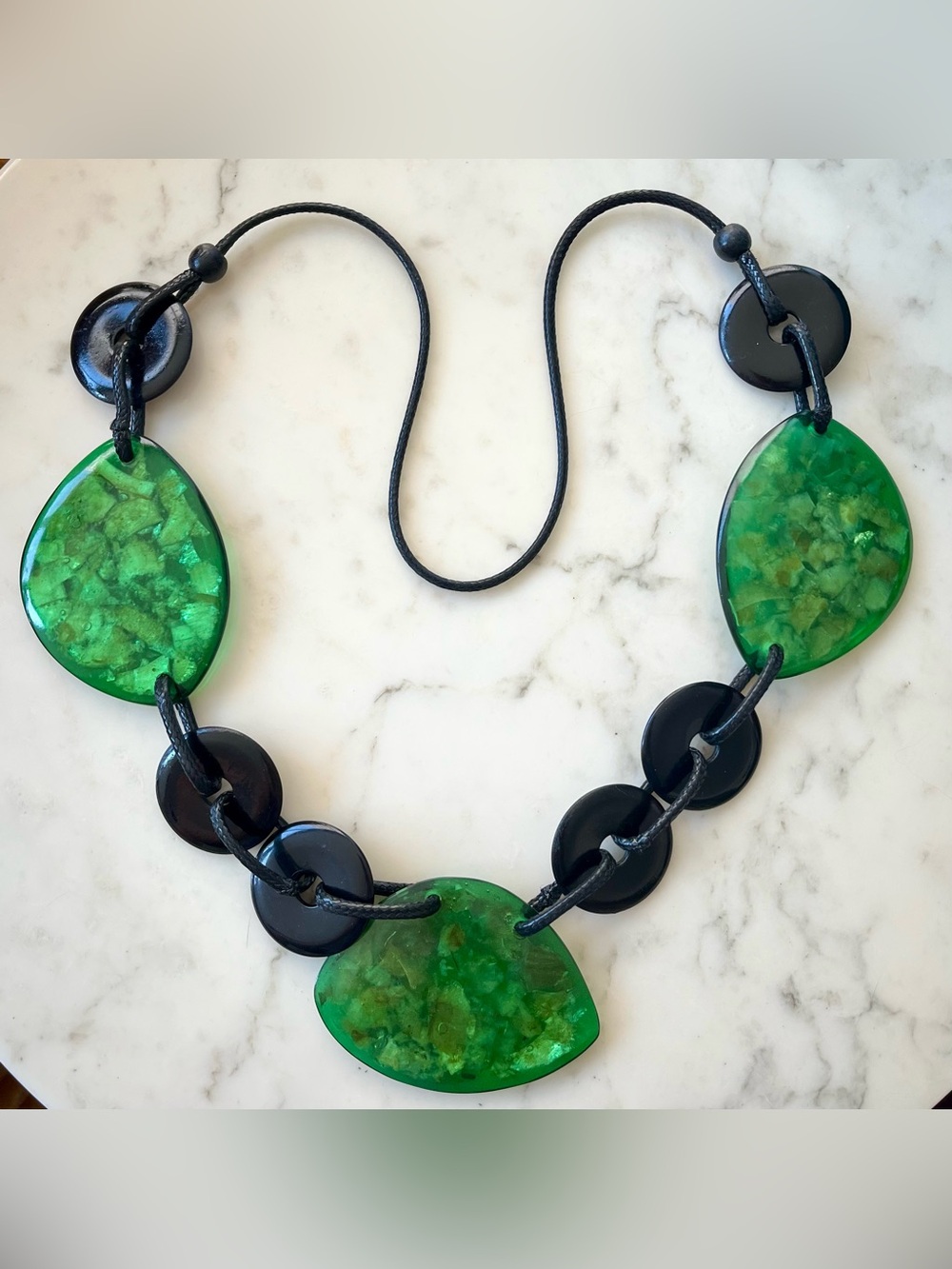 Green and black plastic statement necklace 40”
